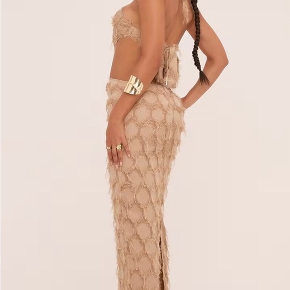 NWT Ego HALTERNECK RING DETAIL CUT OUT MAXI DRESS IN TAUPE BROWN TEXTURED WOVEN - Picture 2 of 2